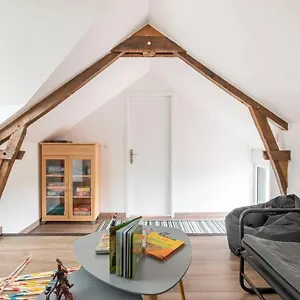 La Grange De Merlin , Concoret France