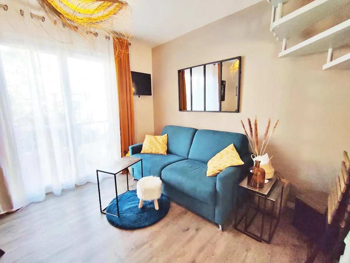 L'Escampette, Duplex T3, Centre Luchon, Wifi, Casier A Skis, 4 Personnes Bagnères-de-Luchon Apartmán